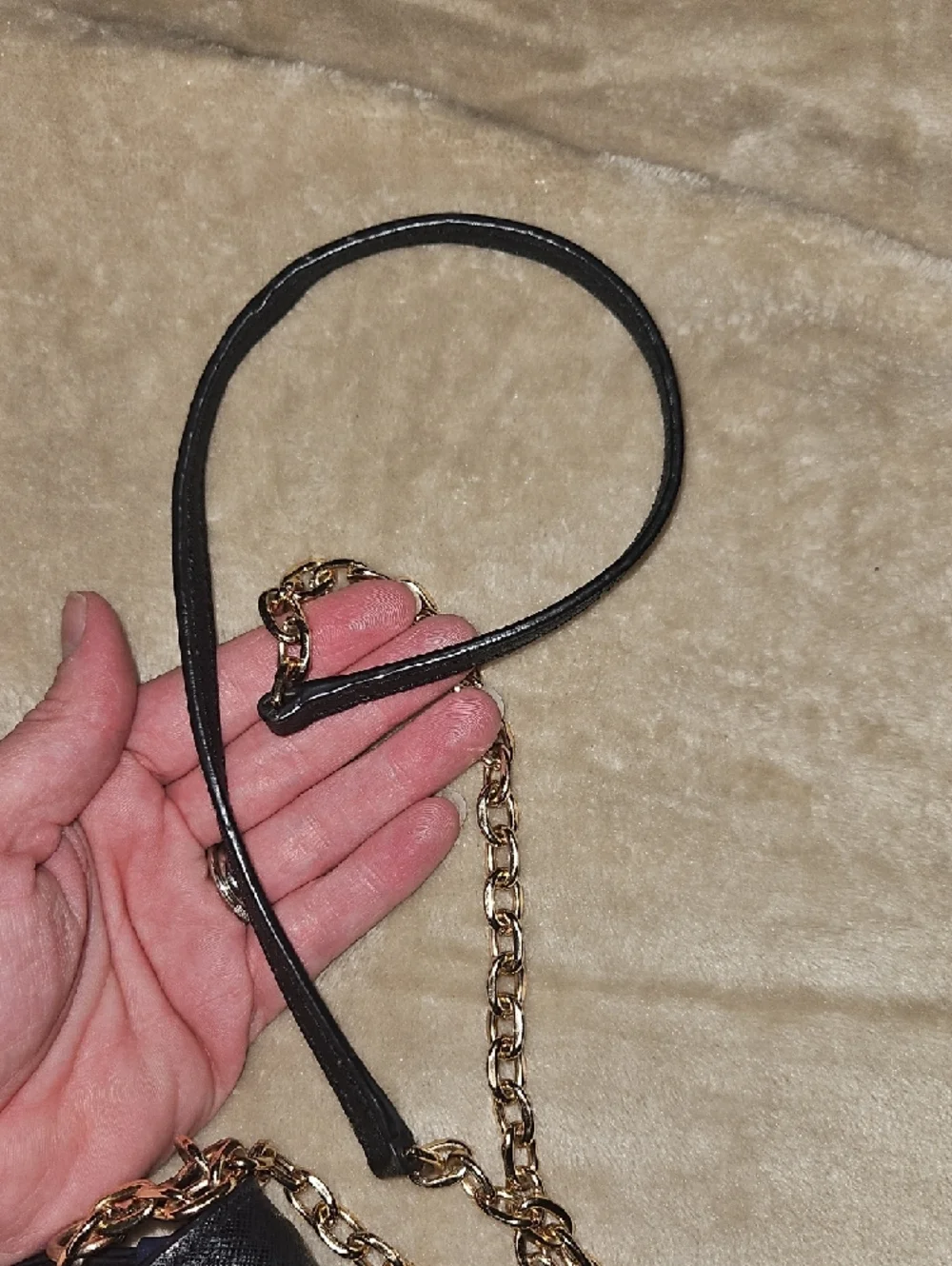 Tory Burch Blue Crossbody/Clutch Wallet with Gold Chain Strap - Picture 11 of 15